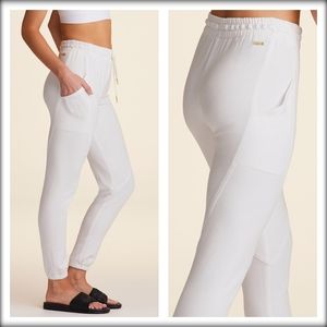 Alala Off Duty Slim High Rise Sweatpants In Bone NWT Size Large $145